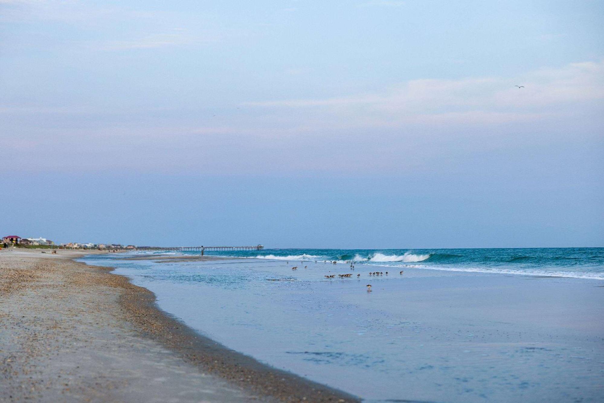 Atlantic Beach Resort, A Ramada By Wyndham Ngoại thất bức ảnh