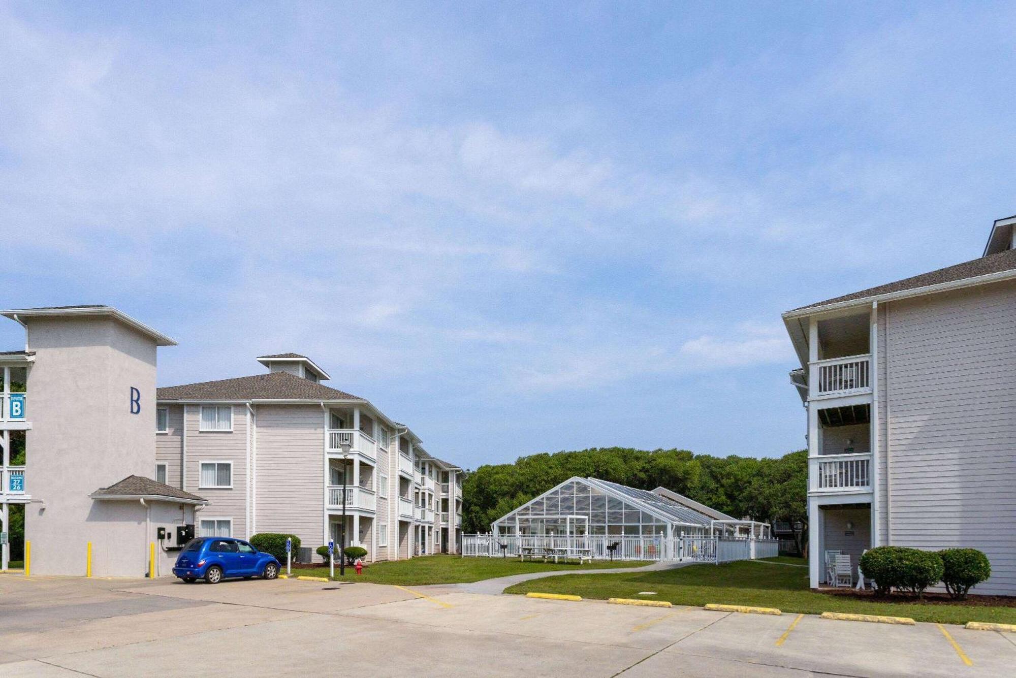 Atlantic Beach Resort, A Ramada By Wyndham Ngoại thất bức ảnh