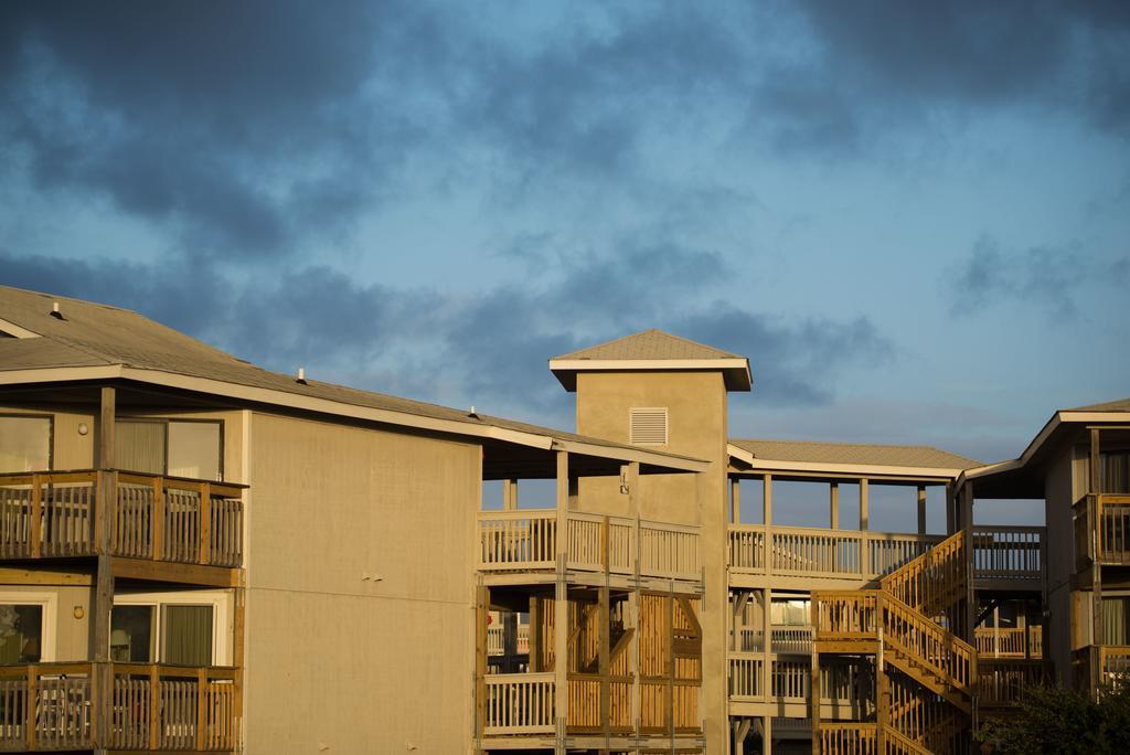 Atlantic Beach Resort, A Ramada By Wyndham Ngoại thất bức ảnh
